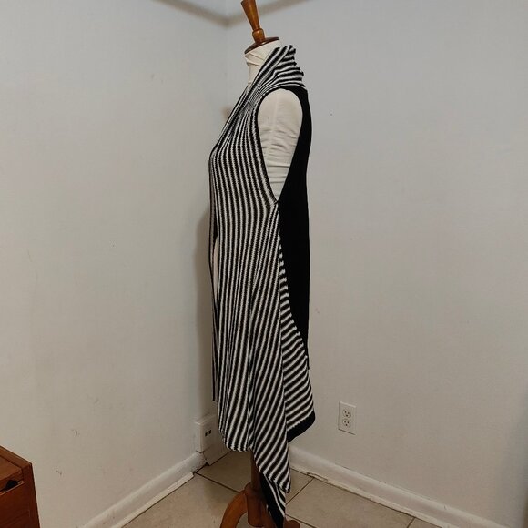 BCBGMAXAZRIA B&W Striped Knit Open Front Long Vest M - Picture 9 of 13